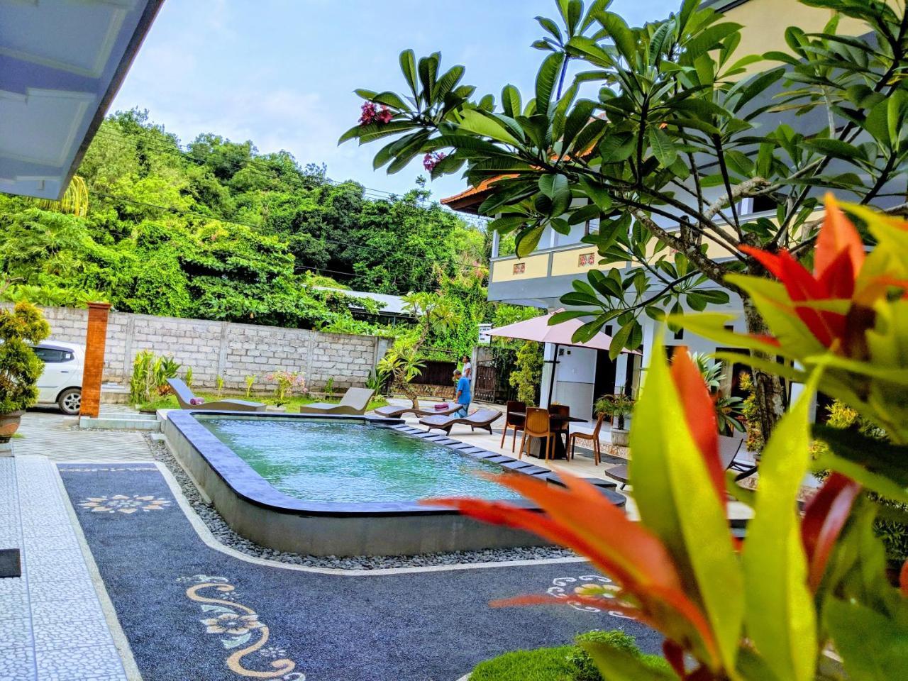 Serangan Inn Mimba Падангбай Экстерьер фото