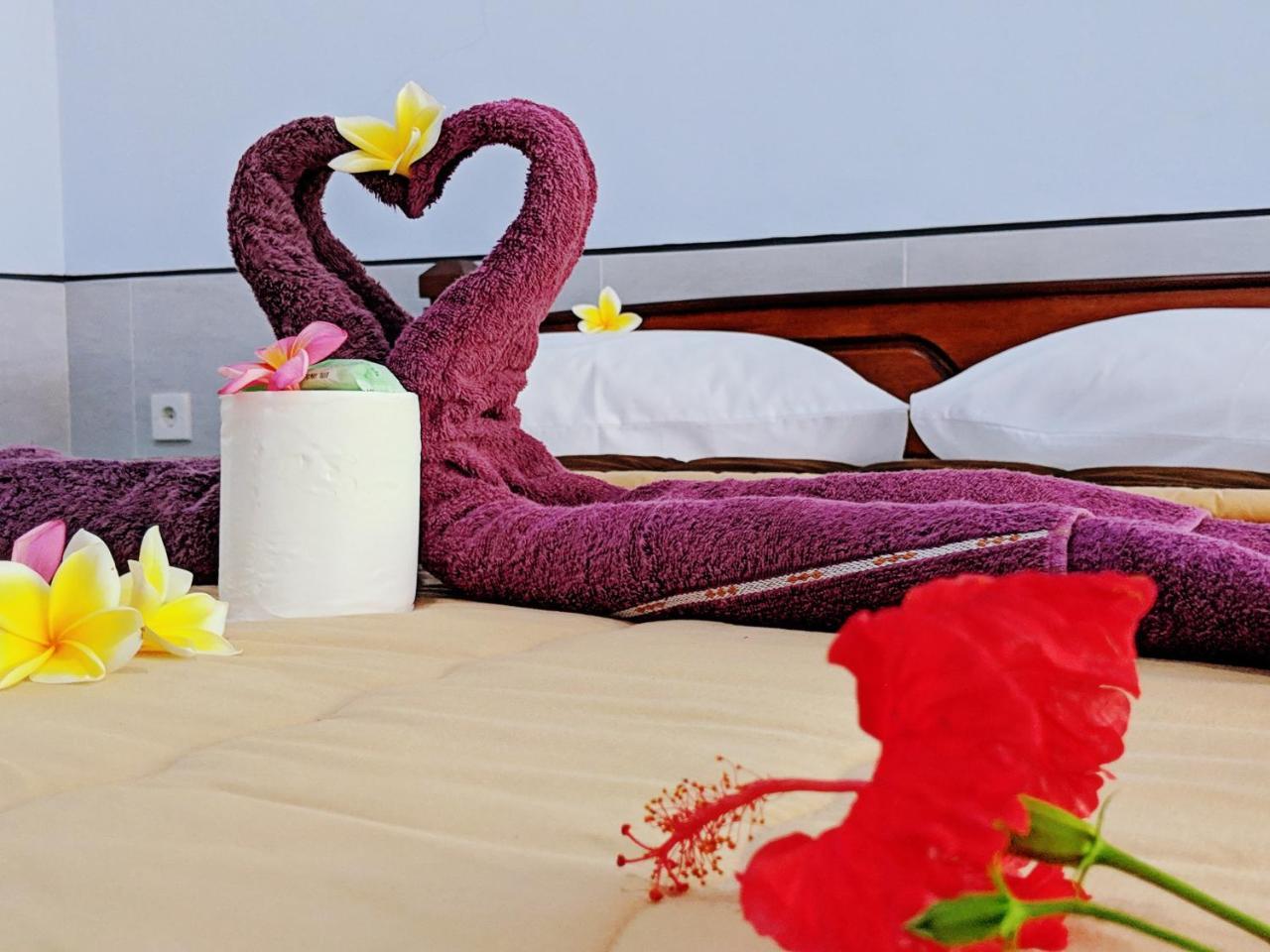 Serangan Inn Mimba Падангбай Экстерьер фото